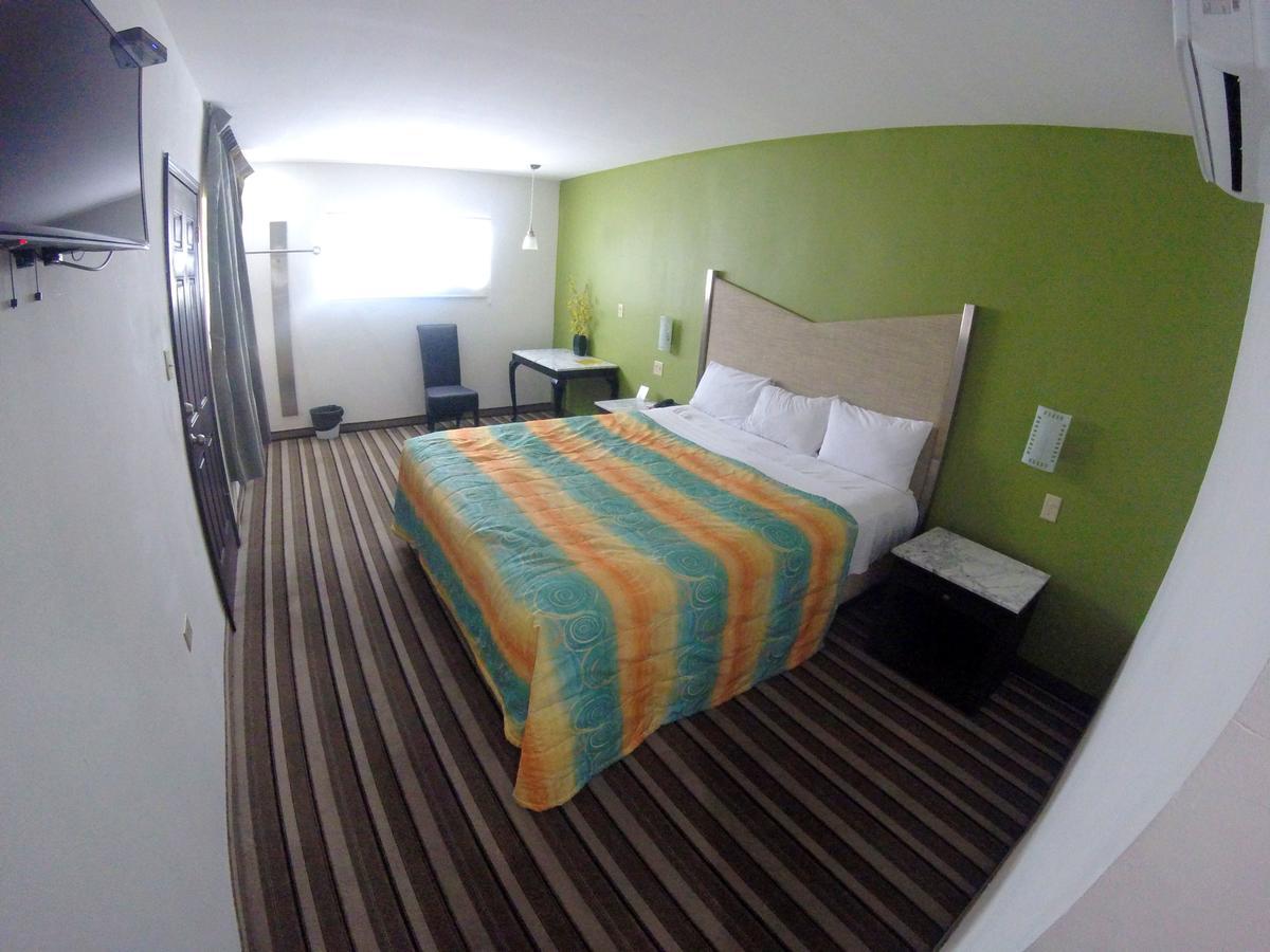 Las Torres Hotel เม็กซิกาลิ ภายนอก รูปภาพ